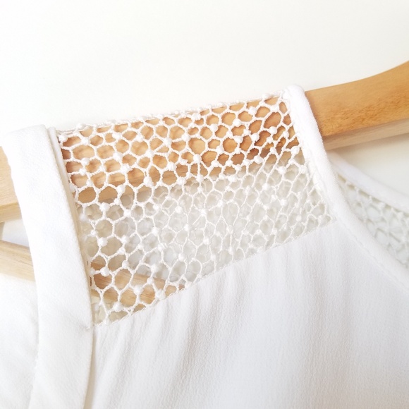 ZARA Woman Short Sleeve White blouse Size Small - Picture 3 of 5